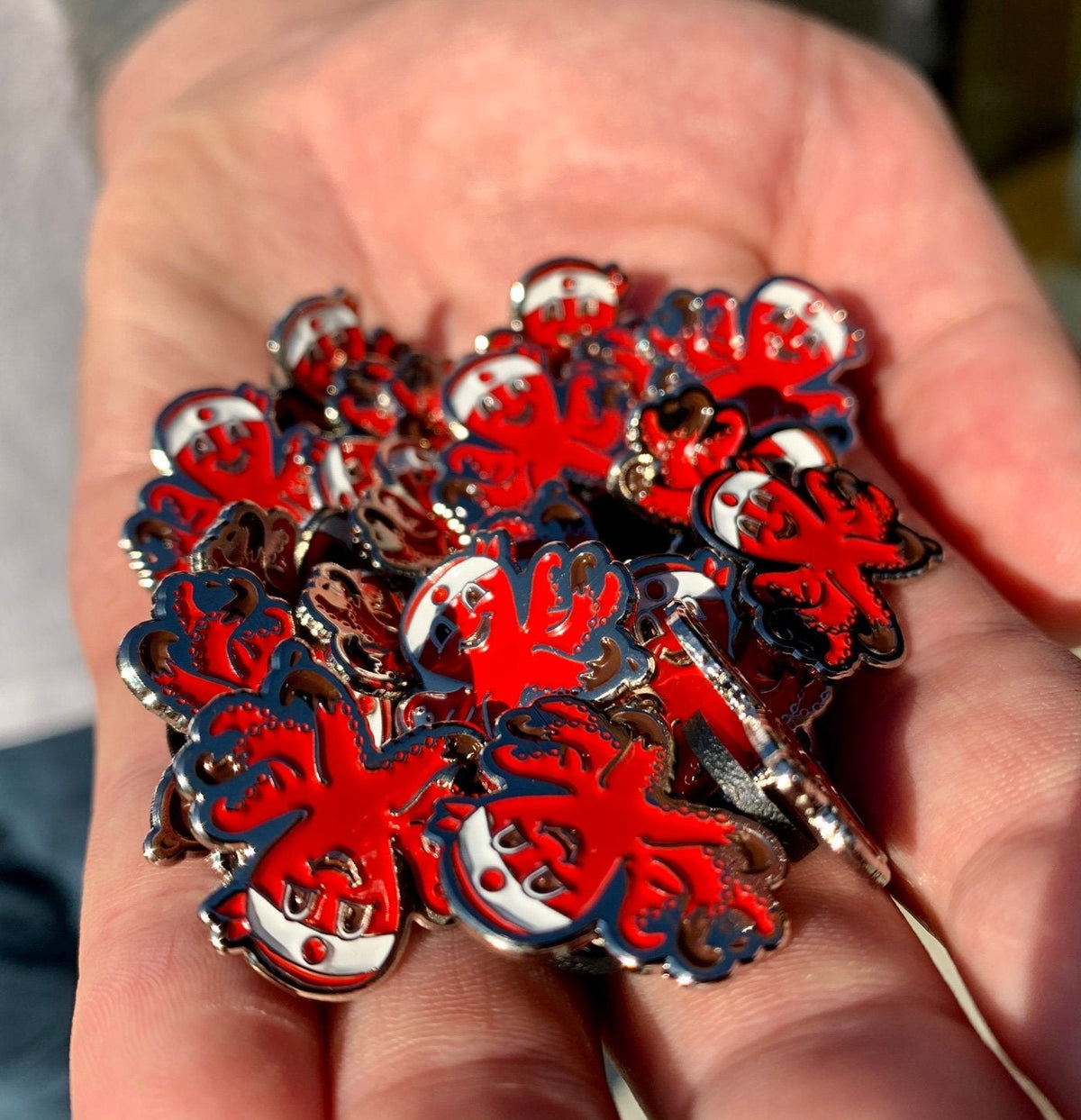 Red Octo Pin N8